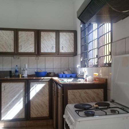 El Hope Lodge Νταρ ες Σαλάμ Εξωτερικό φωτογραφία