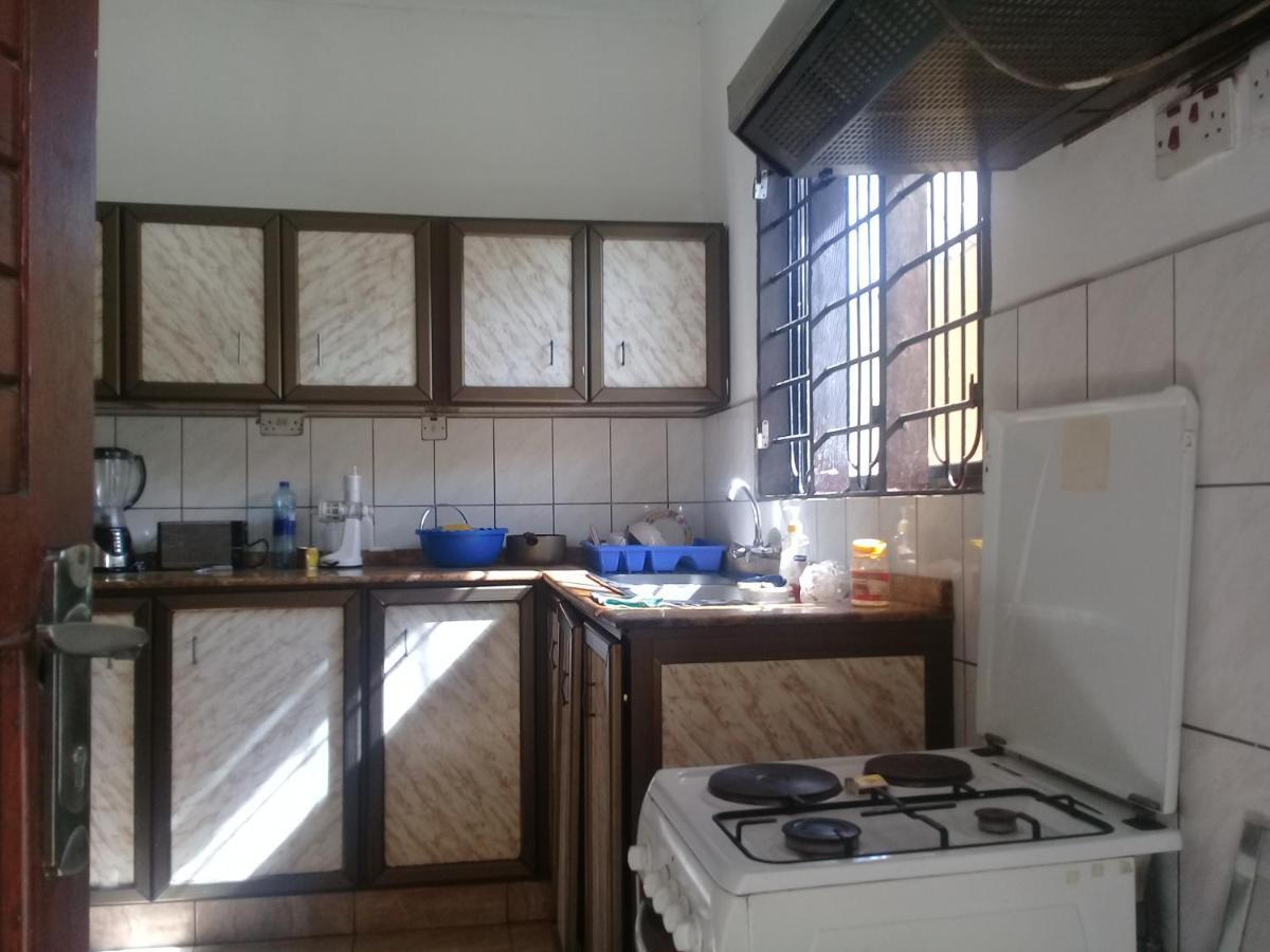 El Hope Lodge Νταρ ες Σαλάμ Εξωτερικό φωτογραφία